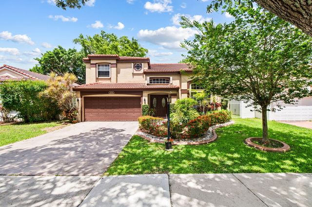 2712 Cayenne Avenue, Cooper City, FL 33026