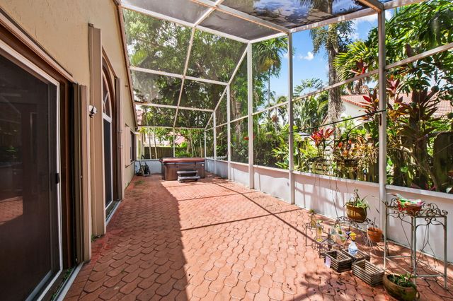 2712 Cayenne Avenue, Cooper City, FL 33026