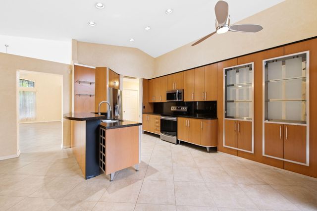 2712 Cayenne Avenue, Cooper City, FL 33026