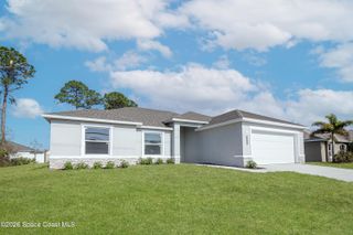 1949 Waukesha Avenue SE, Palm Bay, FL 32909