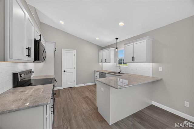 4819 Fitz James, Highland, IL 62249