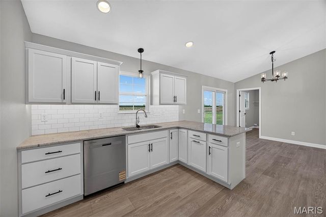 4819 Fitz James, Highland, IL 62249