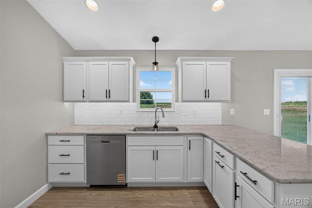 4819 Fitz James, Highland, IL 62249