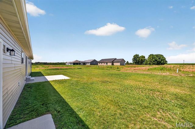 4819 Fitz James, Highland, IL 62249
