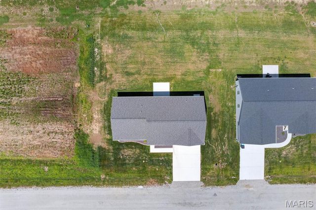 4819 Fitz James, Highland, IL 62249