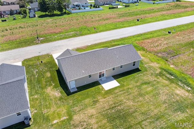 4819 Fitz James, Highland, IL 62249