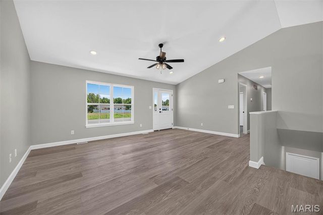 4819 Fitz James, Highland, IL 62249