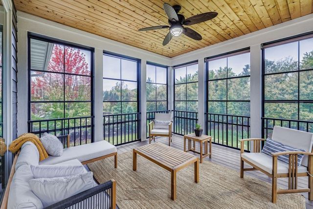 5676 Garden Drive, Woodbury, MN 55129