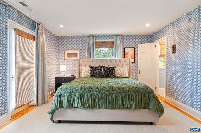 1627 OXFORD RD, Charlottesville, VA 22903