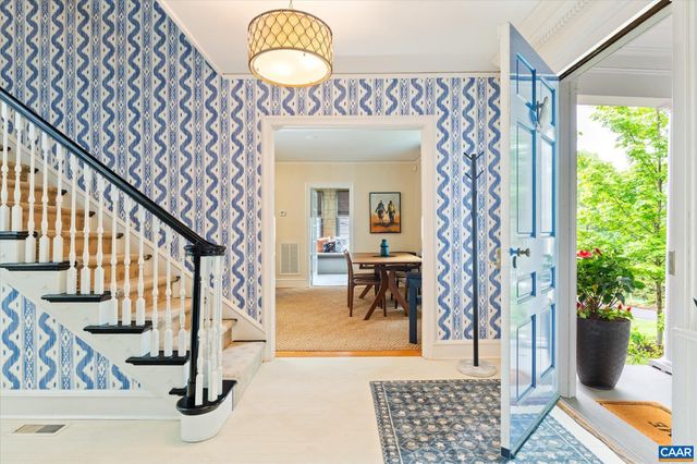 1627 OXFORD RD, Charlottesville, VA 22903