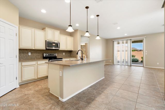 26442 W VISTA NORTH Drive, Buckeye, AZ 85396