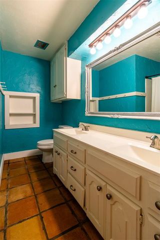 921 Schulze Drive, Norman, OK 73071