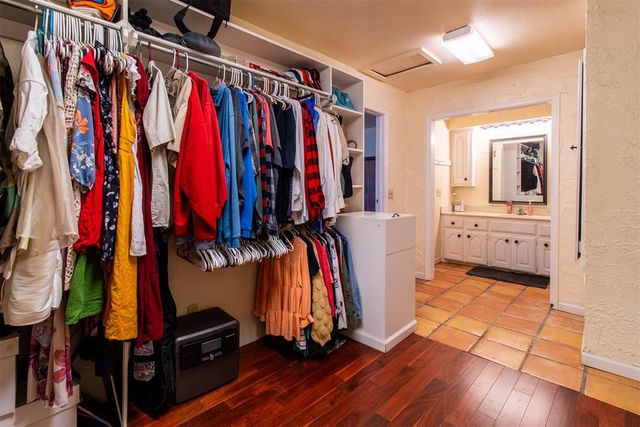 921 Schulze Drive, Norman, OK 73071