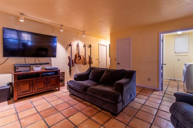 921 Schulze Drive, Norman, OK 73071