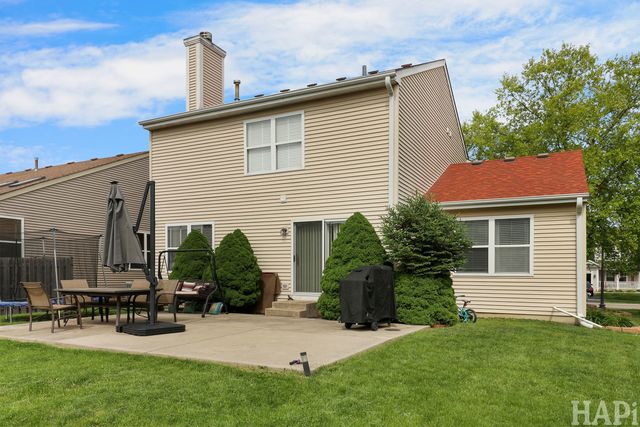 346 Prairie Mist Drive, Round Lake, IL 60073
