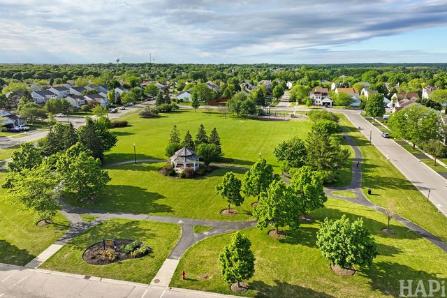 346 Prairie Mist Drive, Round Lake, IL 60073