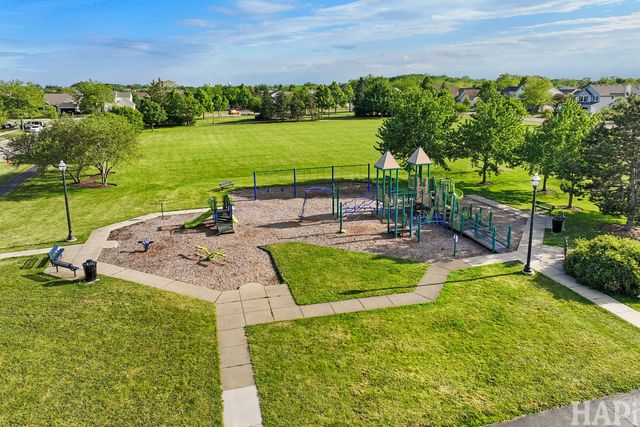 346 Prairie Mist Drive, Round Lake, IL 60073