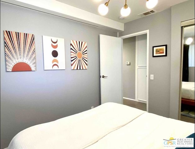 751 N Los Felices Circle 206, Palm Springs, CA 92262