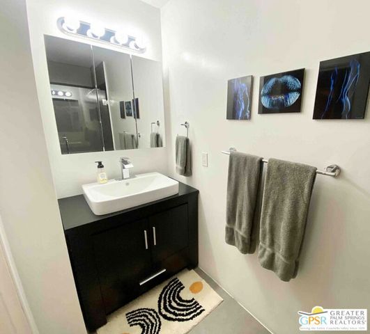 751 N Los Felices Circle 206, Palm Springs, CA 92262