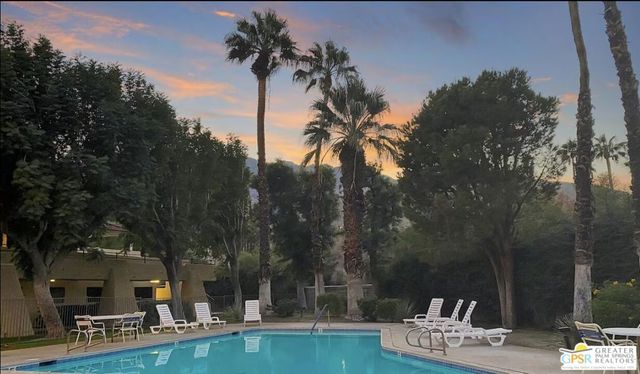 751 N Los Felices Circle 206, Palm Springs, CA 92262