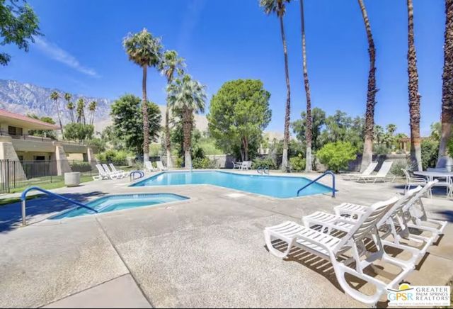 751 N Los Felices Circle 206, Palm Springs, CA 92262