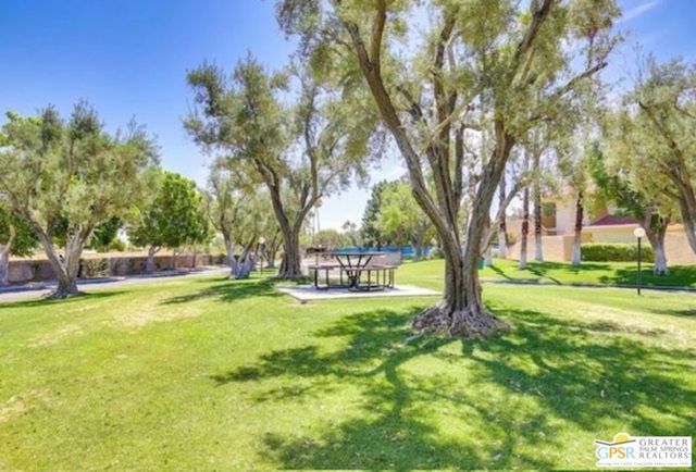 751 N Los Felices Circle 206, Palm Springs, CA 92262