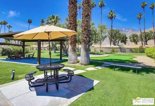 751 N Los Felices Circle 206, Palm Springs, CA 92262