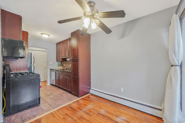 365 Route 111 A2, Smithtown, NY 11787