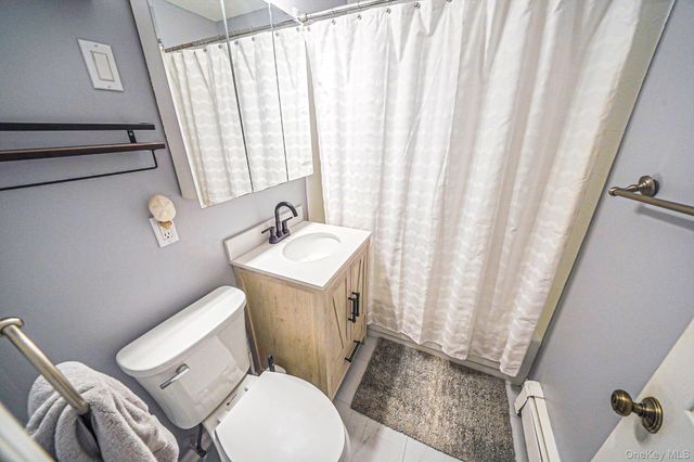 365 Route 111 A2, Smithtown, NY 11787