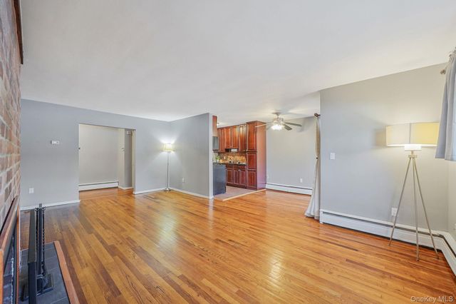 365 Route 111 A2, Smithtown, NY 11787