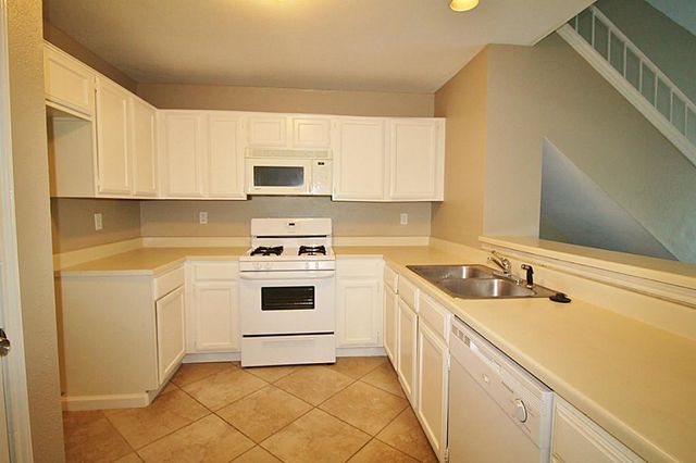12026 Kleinmeadow Drive, Houston, TX 77066