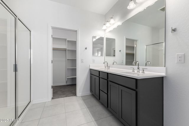 24166 W HILTON Avenue, Buckeye, AZ 85326