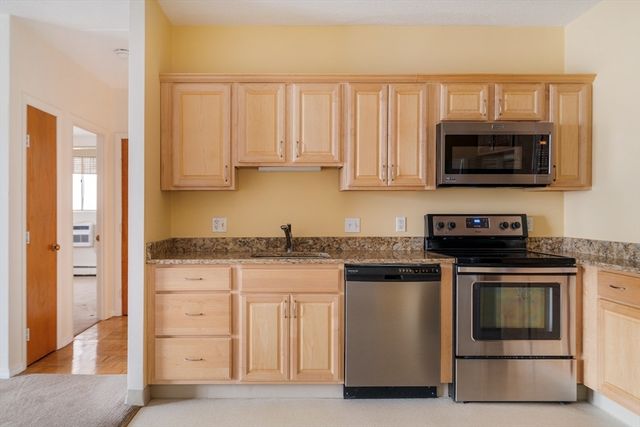 80 N Warren St 31, Woburn, MA 01801