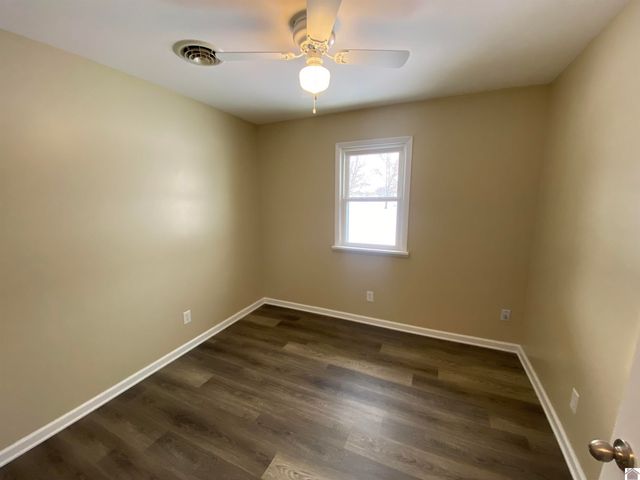 2135 Old Canton Pike, Cadiz, KY 42211