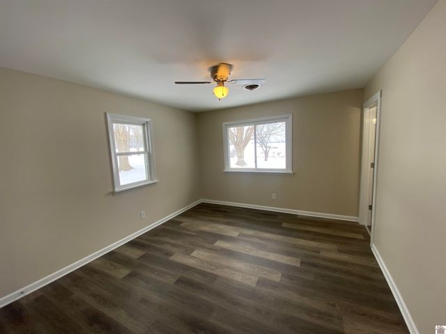 2135 Old Canton Pike, Cadiz, KY 42211