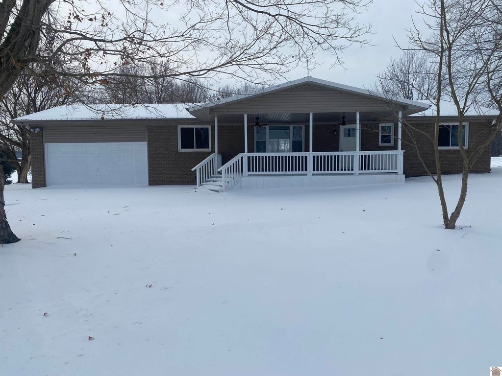 2135 Old Canton Pike, Cadiz, KY 42211