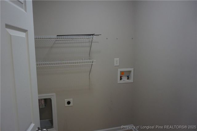 2913 Aristocrat Lane, Fayetteville, NC 28306