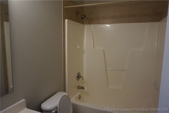 2913 Aristocrat Lane, Fayetteville, NC 28306