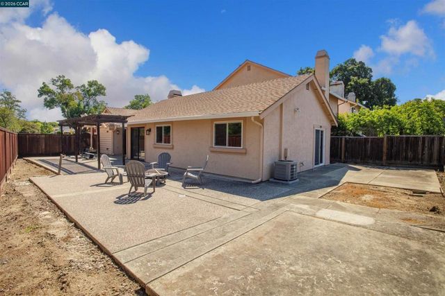 899 Malibu Drive, Concord, CA 94518
