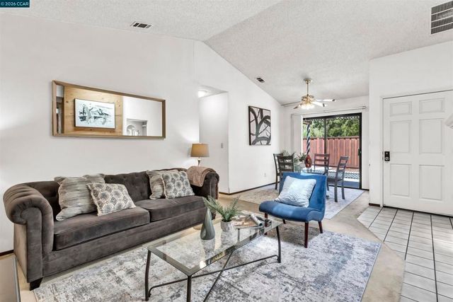 899 Malibu Drive, Concord, CA 94518