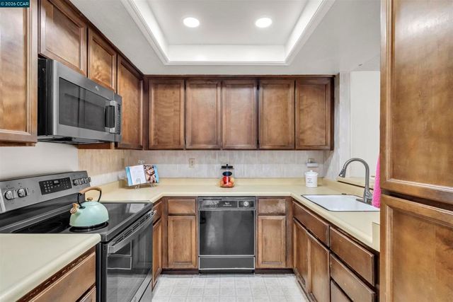 899 Malibu Drive, Concord, CA 94518