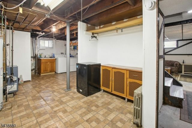 430 Myrtle Ave, Roselle Park Boro, NJ 07204