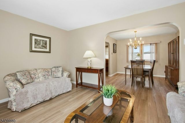 430 Myrtle Ave, Roselle Park Boro, NJ 07204