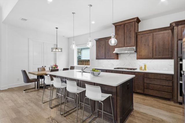 2020 Grey Bark Street, Fort Worth, TX 76008