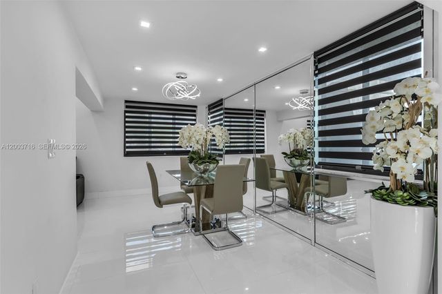 4211 W 8th Ave, Hialeah, FL 33012