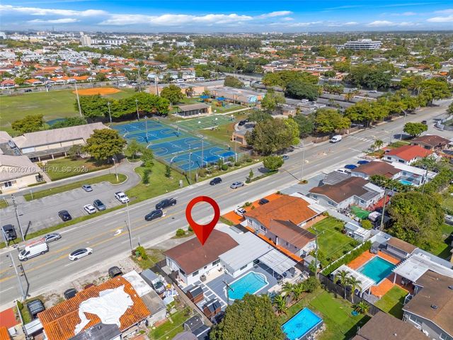4211 W 8th Ave, Hialeah, FL 33012