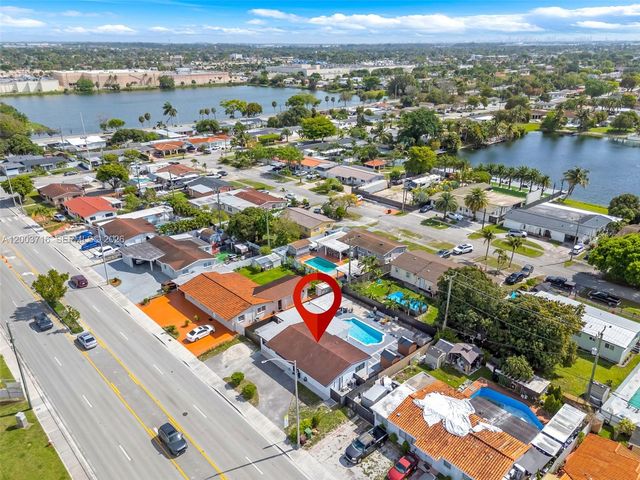 4211 W 8th Ave, Hialeah, FL 33012