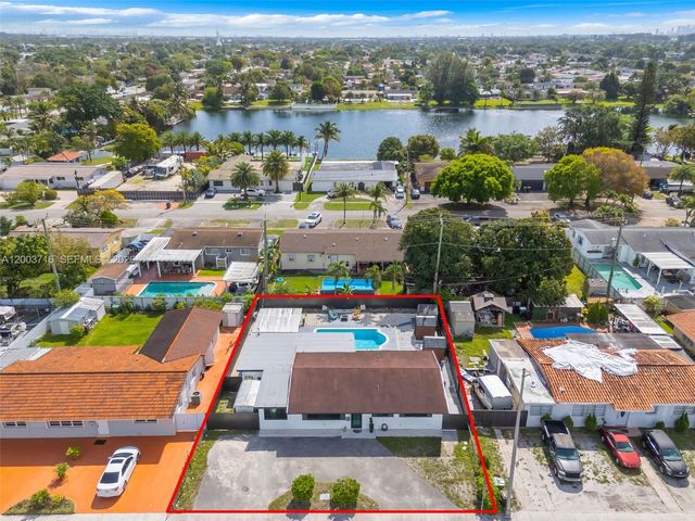4211 W 8th Ave, Hialeah, FL 33012