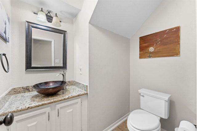 5 N Deerfoot Circle, The Woodlands, TX 77380