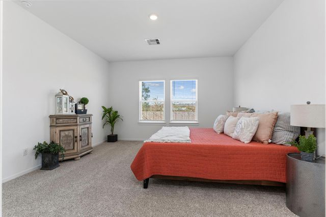 6814 Spur Creek Drive, Rosenberg, TX 77471